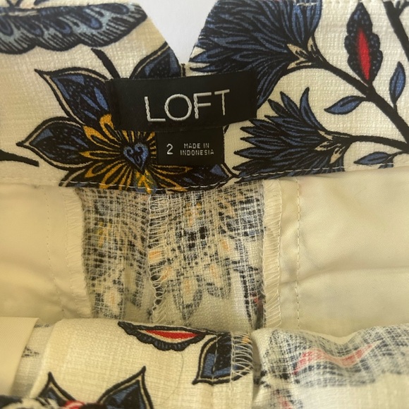 LOFT High Waist Floral Print Shorts Size 2 - Picture 6 of 12